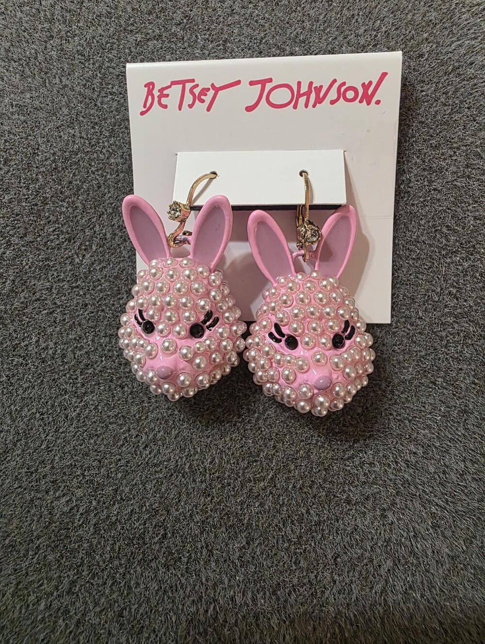 Betsey Johnson Pink Pearl Bunny Drop Earrings – Gold Hooks